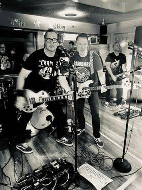 The BroGos performing live — gallery photo 39