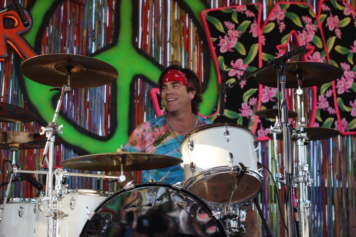 The BroGos performing live — gallery photo 49